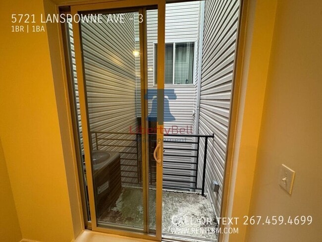 Building Photo - 5721 Lansdowne Ave