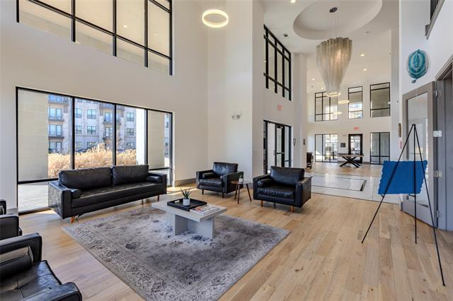 Building Photo - 2700 Old Denton Rd