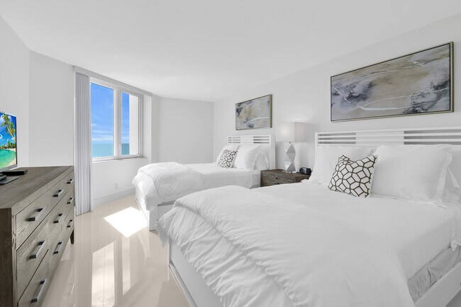 Building Photo - 500 S Ocean Blvd