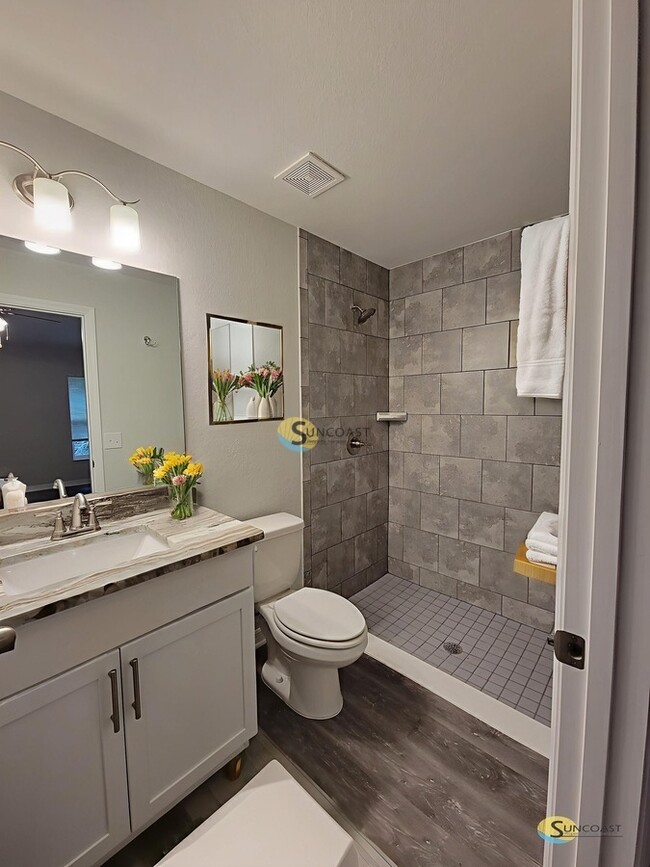 Building Photo - 329 Marion Oaks Blvd