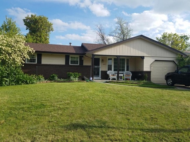 Primary Photo - 2633 Danbury Dr