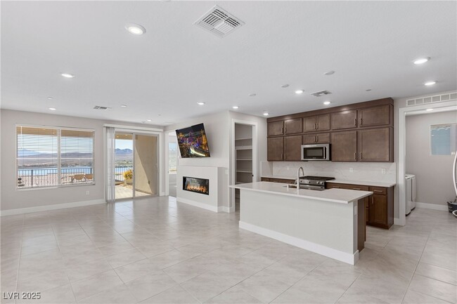 Building Photo - 52 Stone Blf Ln