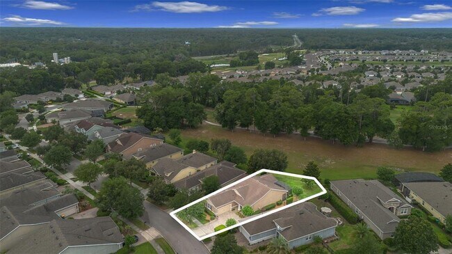 Building Photo - 903 Victoria Hills Dr S