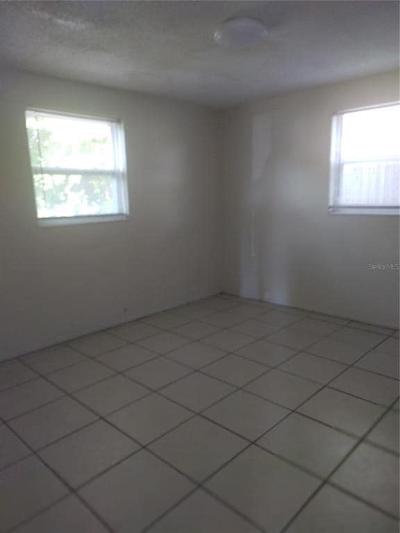 Building Photo - 4841 Blossom Dr