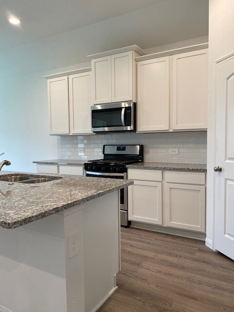 Building Photo - 1213 Antelope Passing Dr