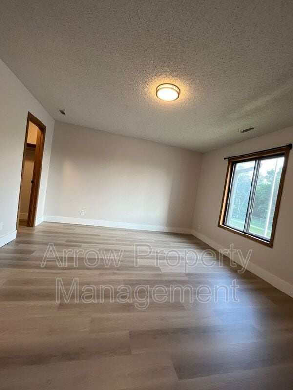 Building Photo - 2330 N 44th St