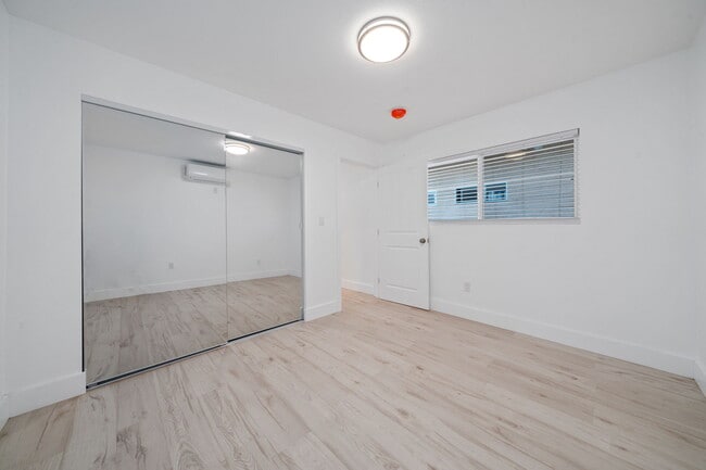 Building Photo - 4714 Berryman Ave