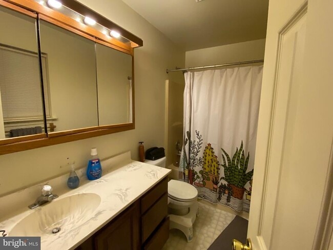 Building Photo - 11295 Sitting Bull Cir