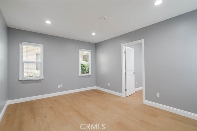 Building Photo - 1051 Western Ave