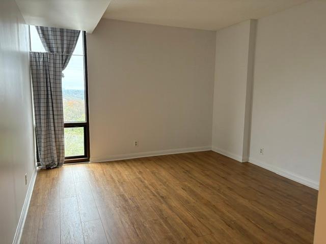 Building Photo - 145 15th St NE