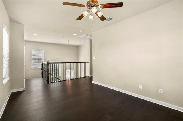 Building Photo - 424 Chester Dr