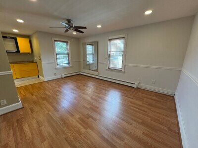 Primary Photo - 18 Plimpton Ave