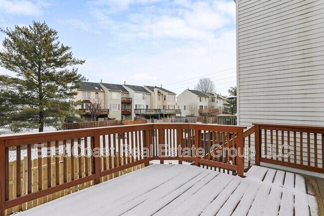 Building Photo - 5257 Earles Ct