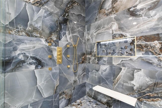 Building Photo - 6525 Ponderosa Way