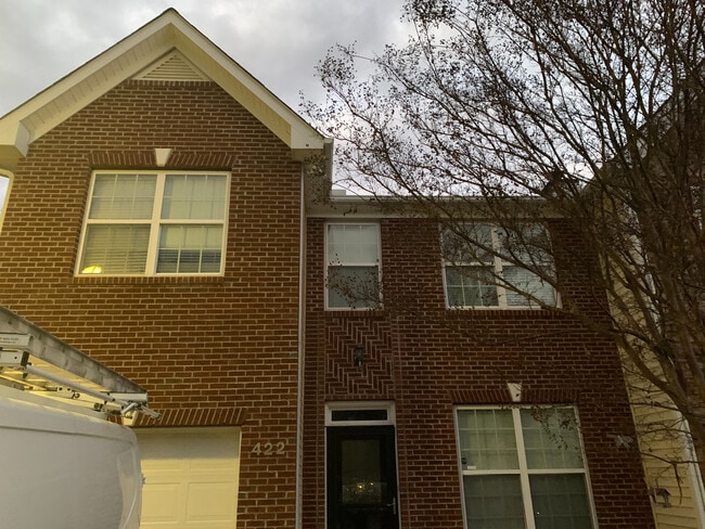 Building Photo - Room in Townhome on Plank Bridge Way