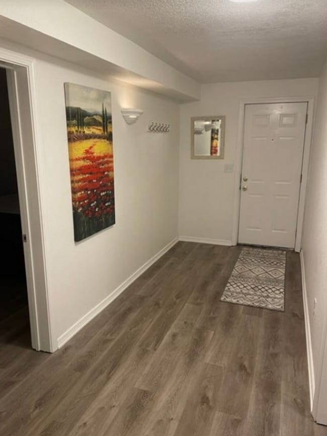 Building Photo - Furnished 2BD/1BTH