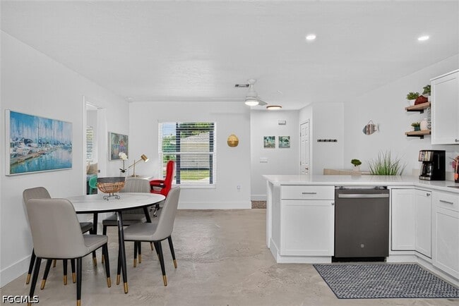 Building Photo - 27581 Imperial Shores Blvd