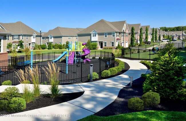 Building Photo - 2008 Stallion Cir E