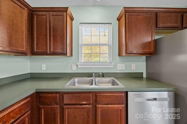 Building Photo - 9467 Kimmel Ln