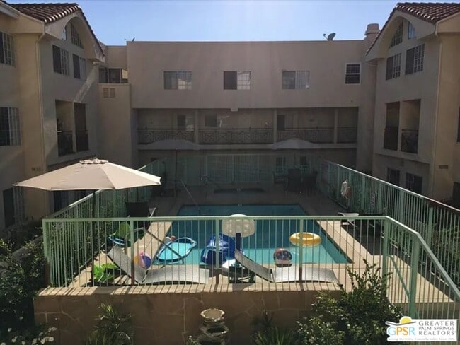 Building Photo - 1131 Campbell St