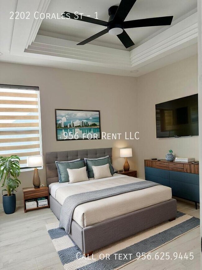 Building Photo - 2202 Corales St