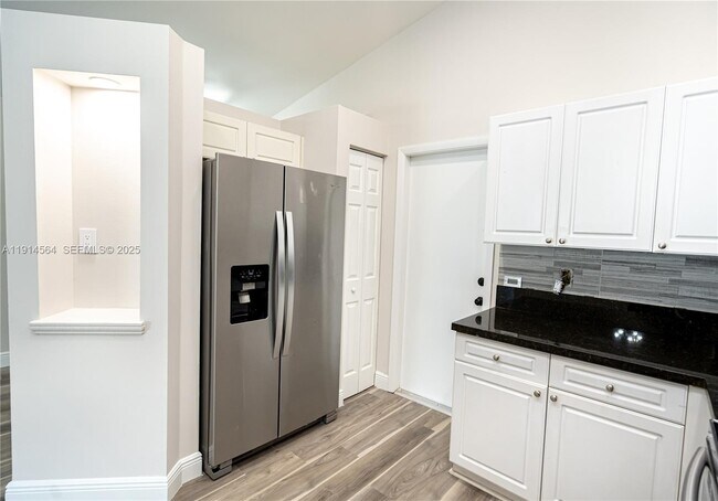 Building Photo - 1592 Salerno Cir