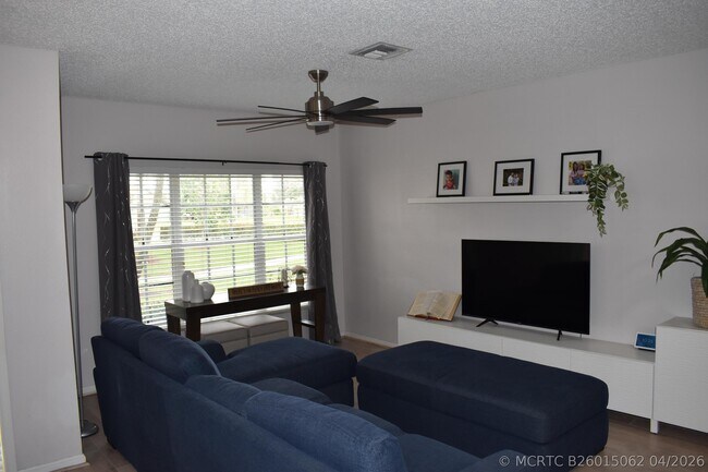 Building Photo - 10881 Sea Hibiscus Ln