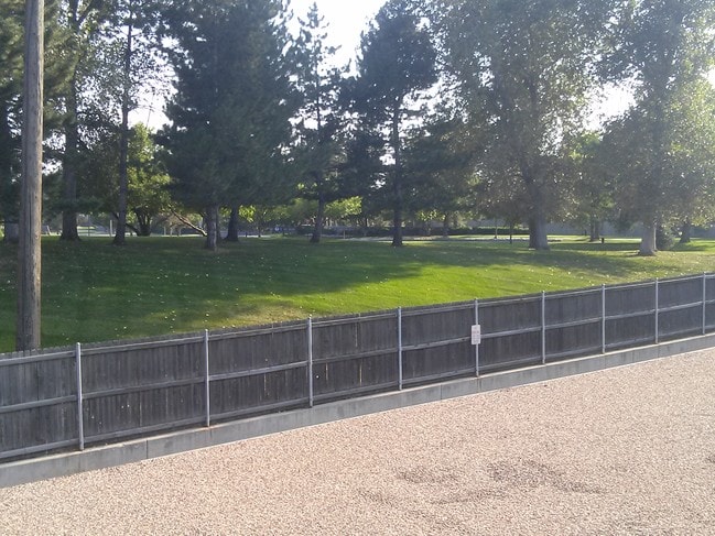 Building Photo - 6495 Happy Canyon Rd