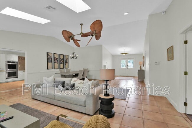 Building Photo - 13684 Exotica Ln