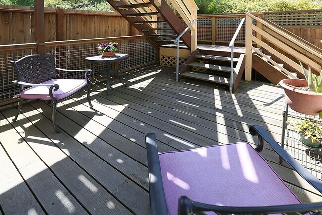 Building Photo - 14 Whitney St