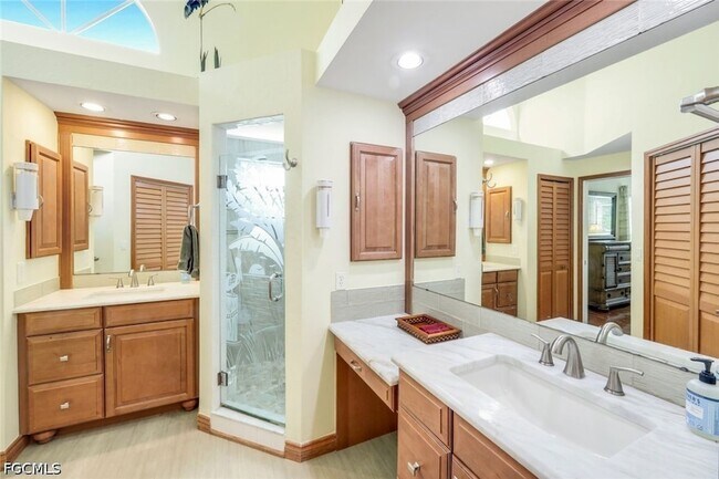 Building Photo - 21580 Indian Bayou Dr