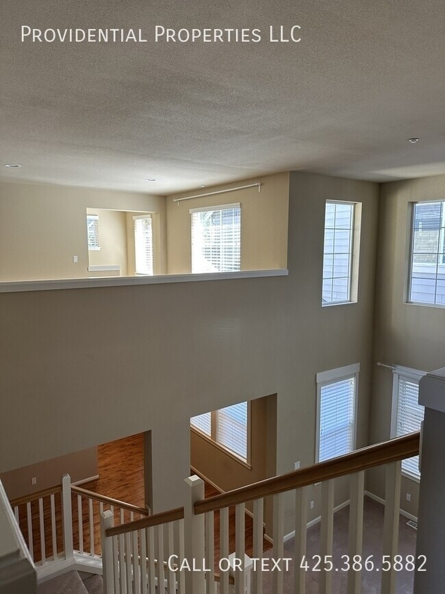 Building Photo - 17020 NE 118th Way