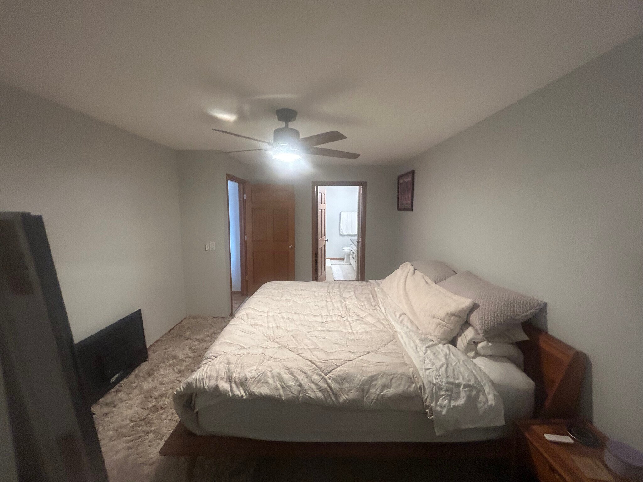 Building Photo - 530 Windstone Dr