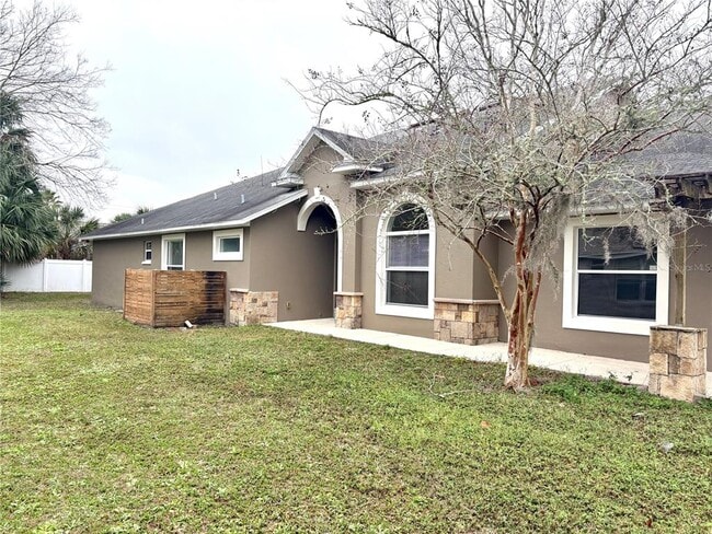 Building Photo - 26 Prosperity Ln