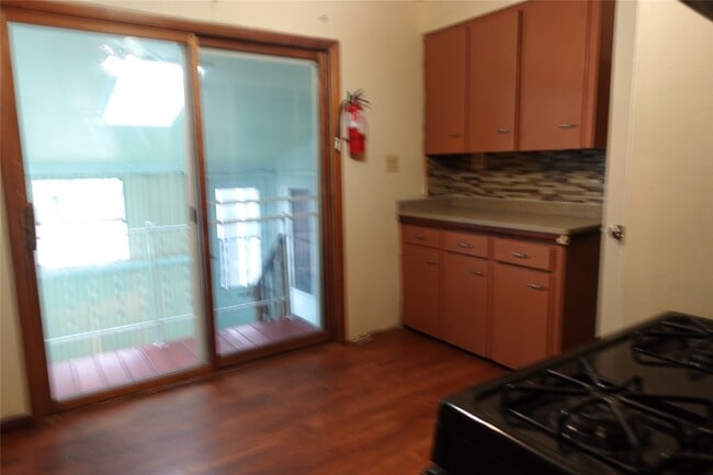 Building Photo - 57 Fowler Ave