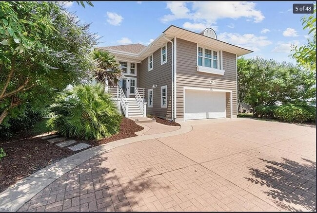 Building Photo - 31 Bay Front Pl