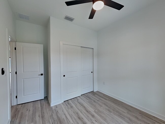 Building Photo - 2909 Ansel Ave S
