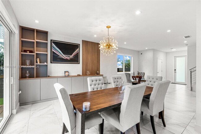 Building Photo - Northwest 68th Terrace, Doral, FL 33178 - 4 BR 3.5 BA single-family home