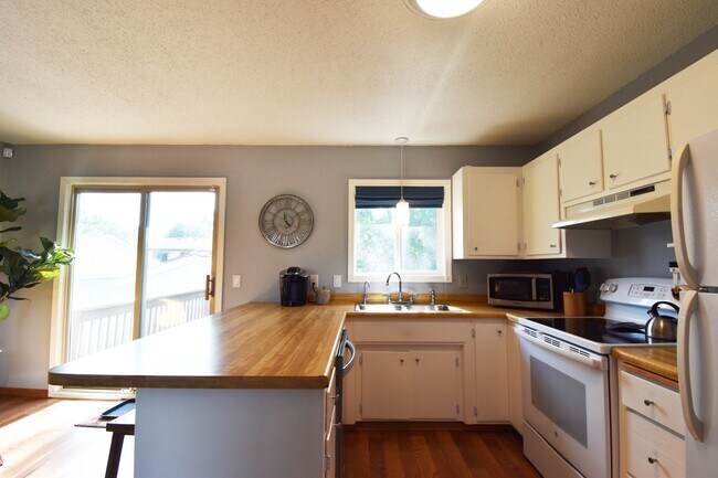 Building Photo - 4729 13th Ave NW