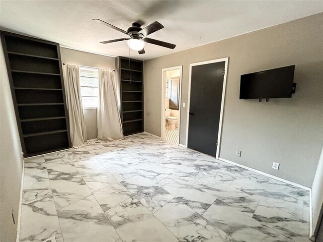 Building Photo - 13228 Green Valley Dr