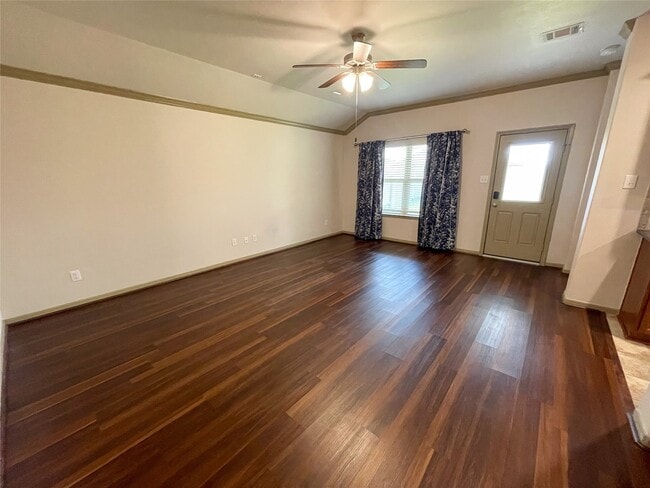 Building Photo - 3419 Hollow Mist Dr