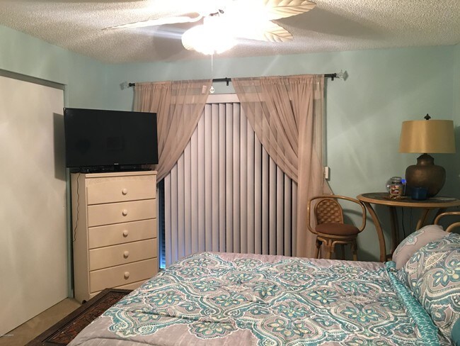 Building Photo - 2470 Ocean Shore Blvd