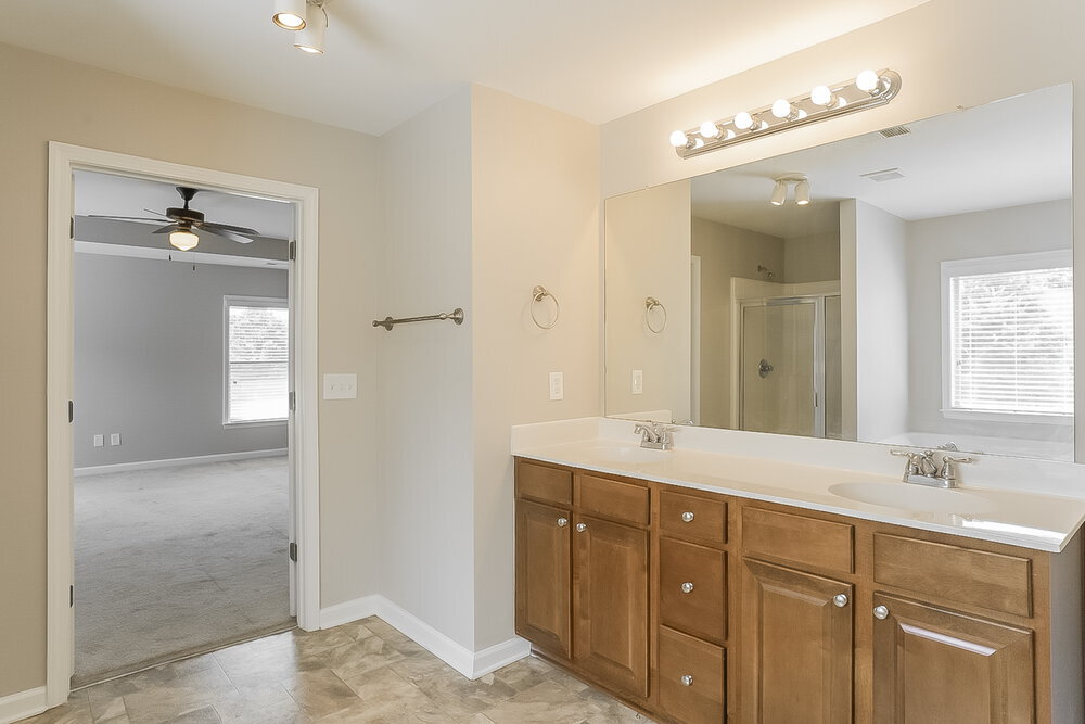 Building Photo - 3253 Willow Meadow Ln