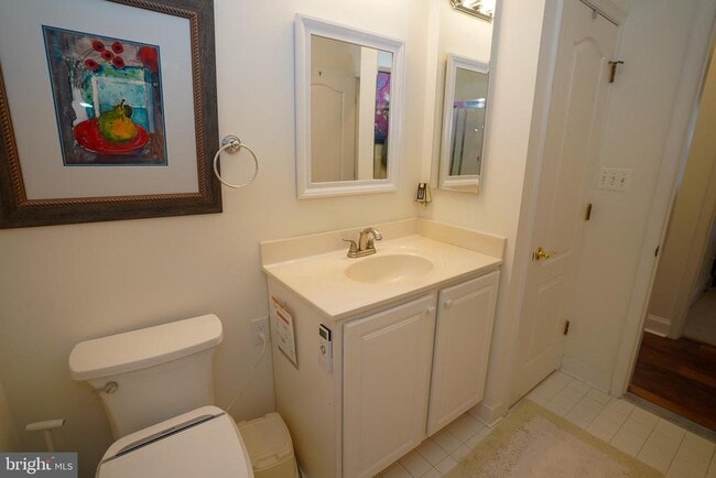 Building Photo - 2111 Ganton Green