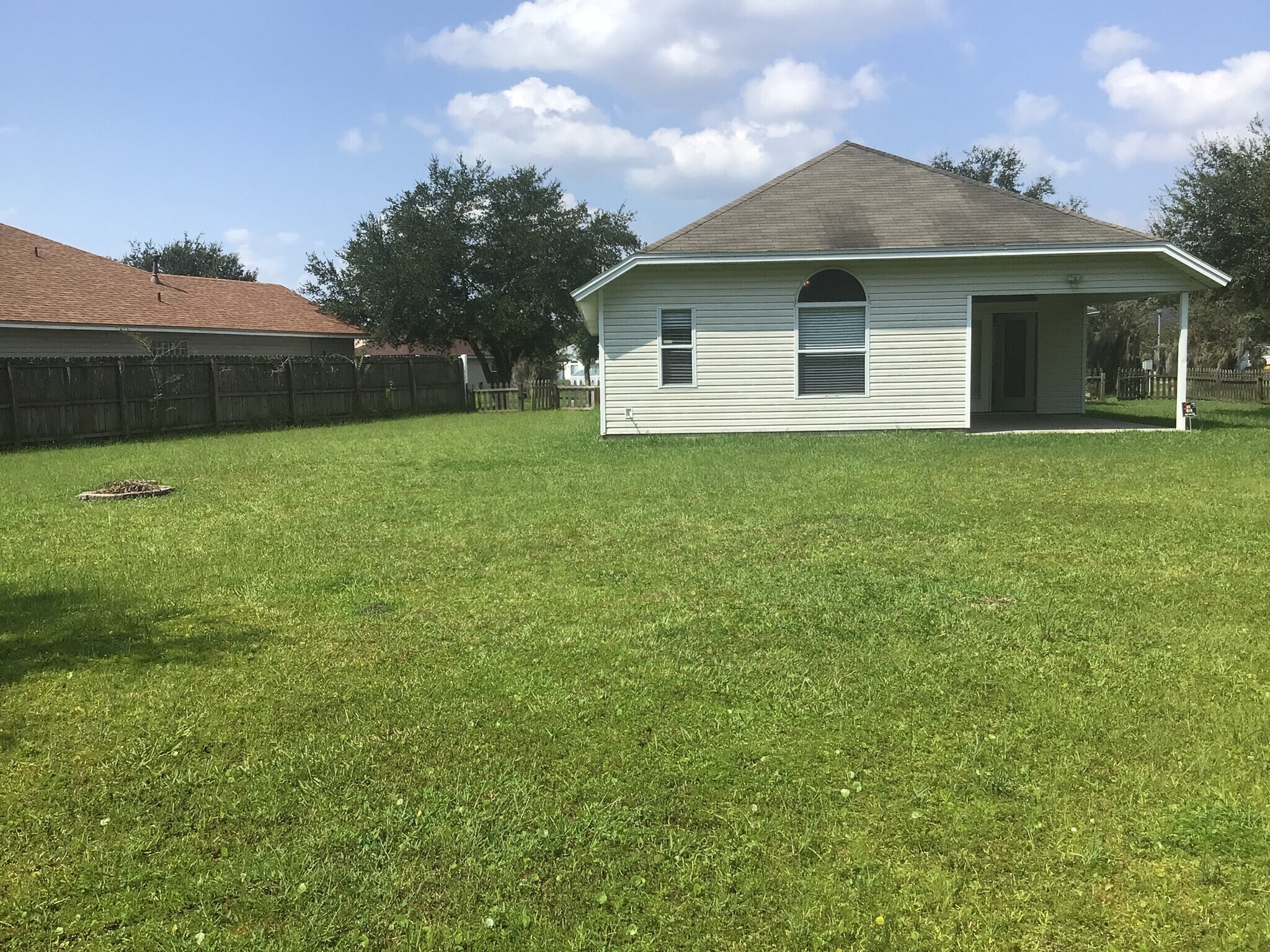 Building Photo - 6037 Scenic Meadow Ln