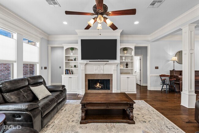 Building Photo - 135 Eagle Bend Way