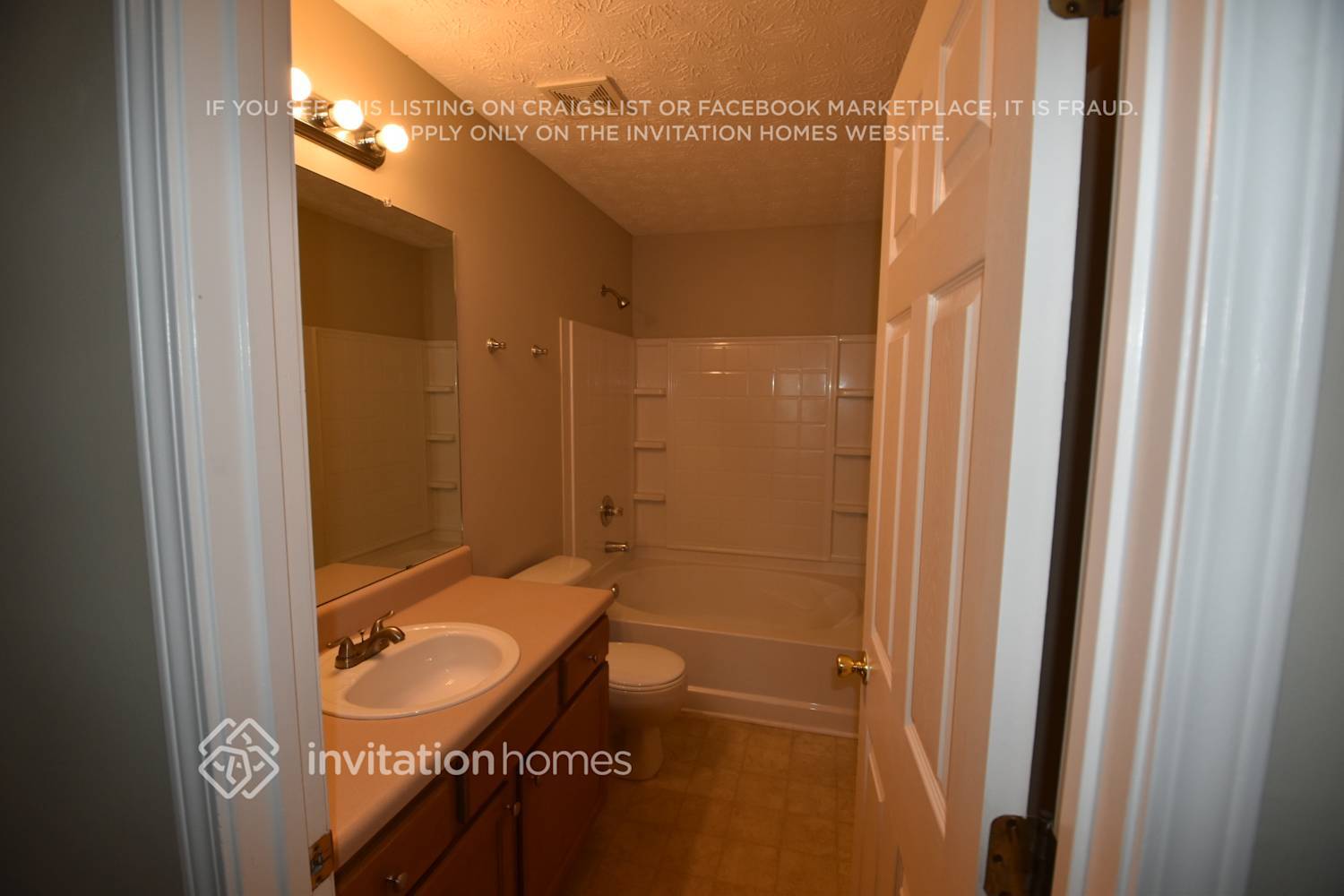 Building Photo - 3019 Rusticwood Dr SW