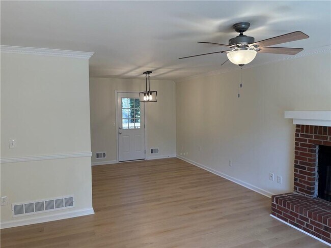 Building Photo - 1045 Coker Cir NW