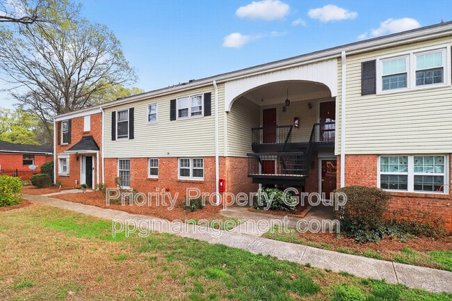 Building Photo - 4601 Coronado Dr