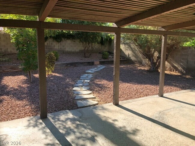 Building Photo - 2417 Doherty Way